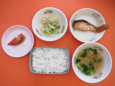 幼稚園給食