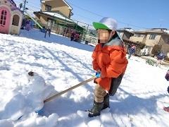 雪遊び