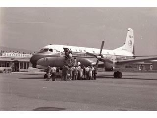 松本空港にYS11登場の写真