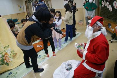 クリスマスおはなし会スペシャルの写真