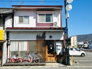 東家外観