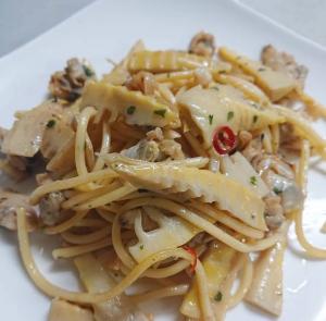 たけのことあさりの和風パスタ
